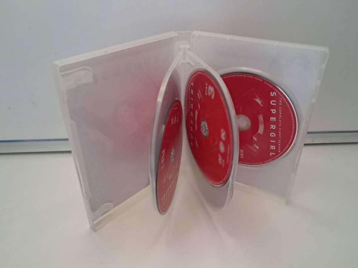 DC Super girl - The Complete First Season