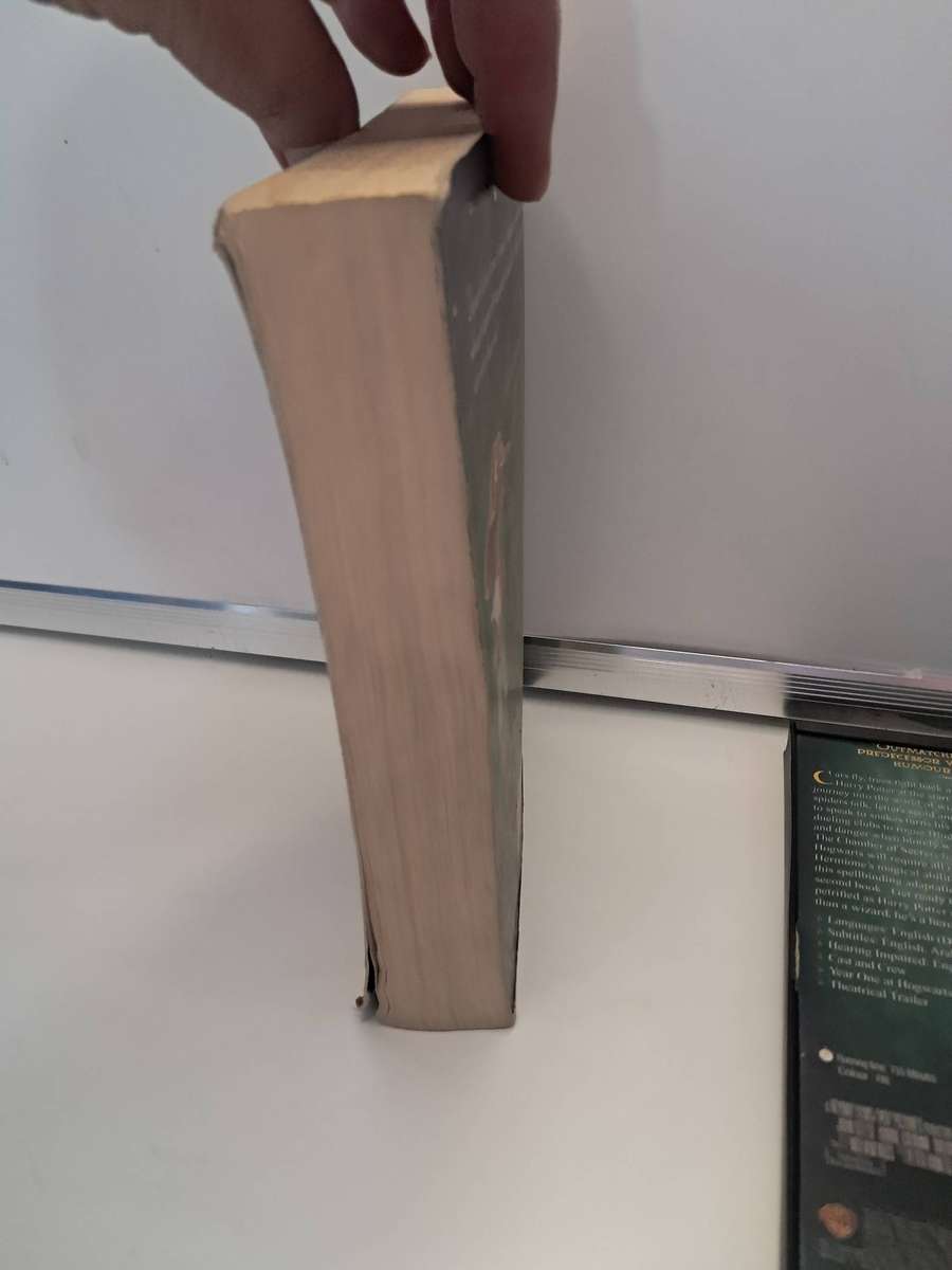 Harry Potter Book & DVD  (The chamber of Secrets)