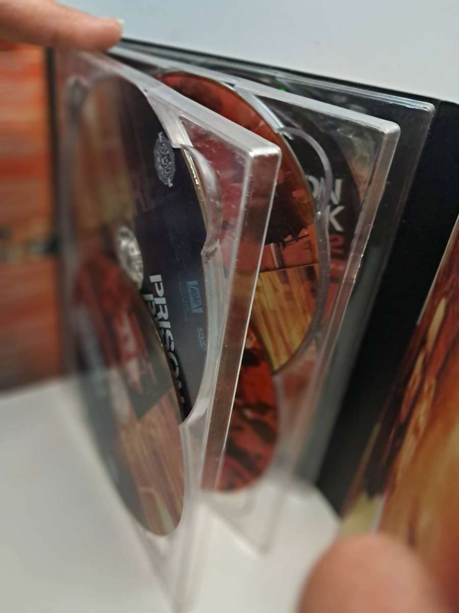 Prison Break complete season 2 and 4