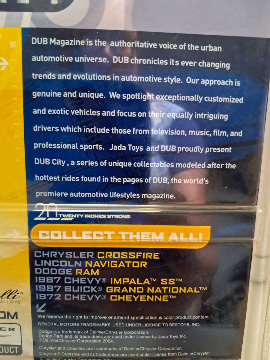 Dub City Die Cast Chrysler Crossfire 1.64 Scale.