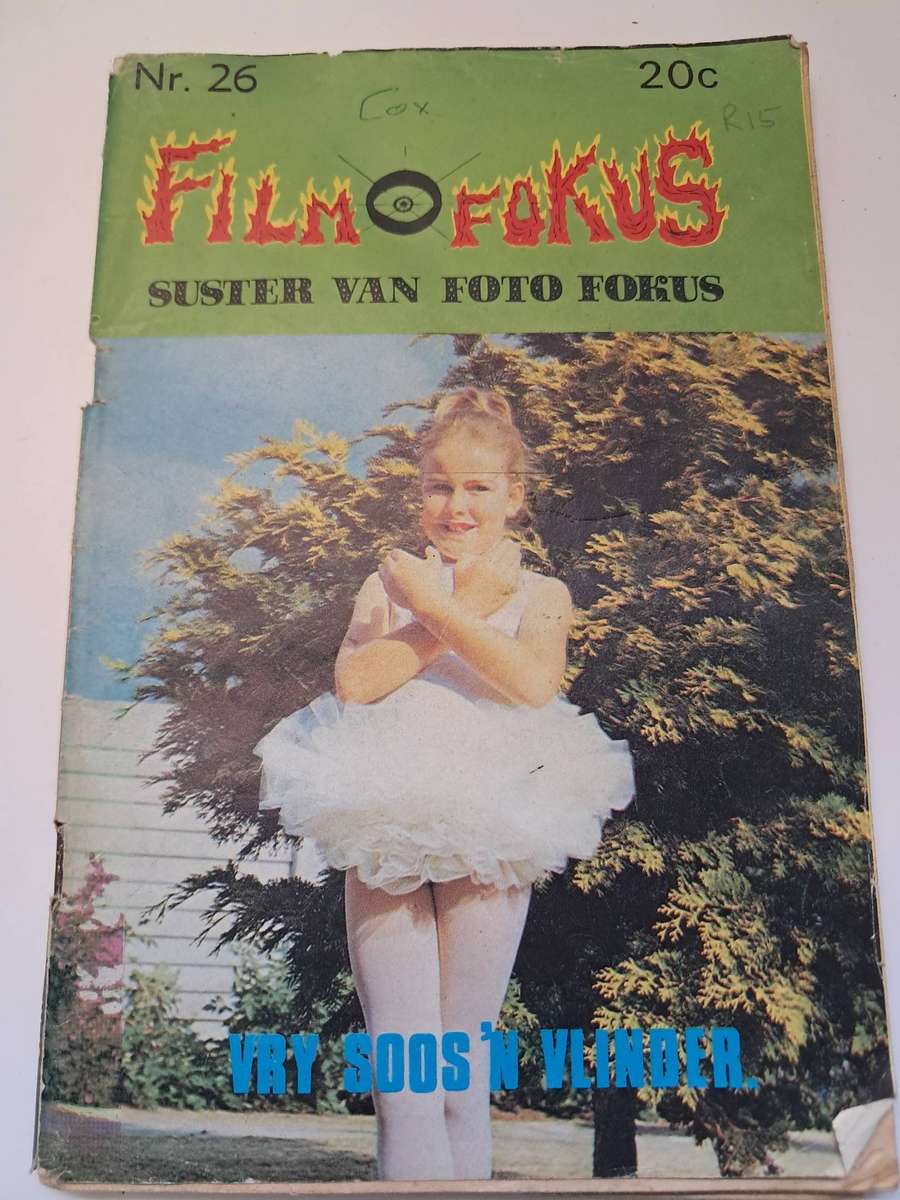 2 x Old story and cartoon/photo strip books