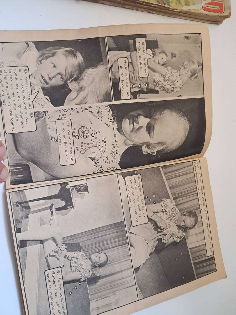 2 x Old story and cartoon/photo strip books