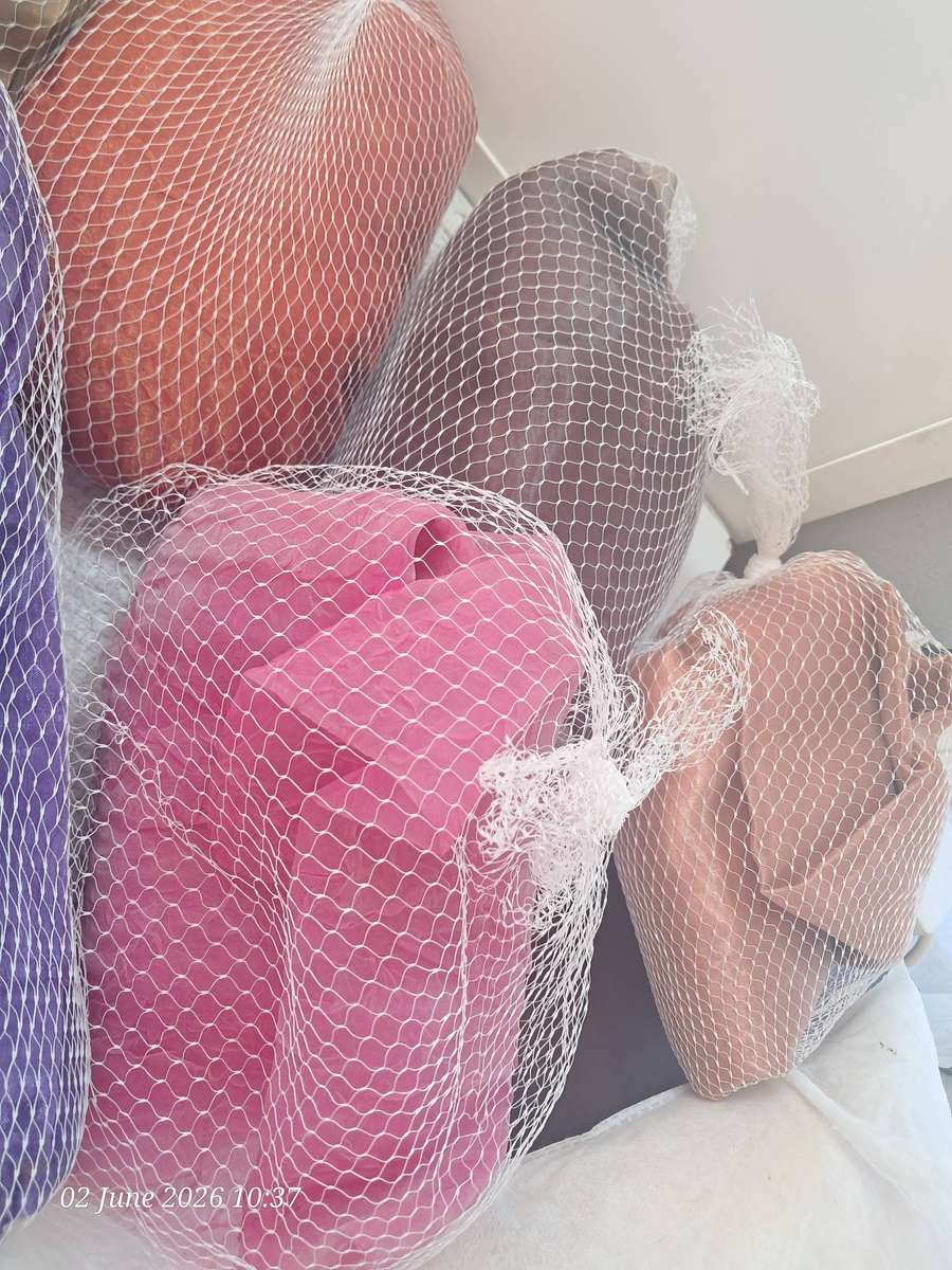 Job-lot organza material / Bobbins / Sewing threat etc.
