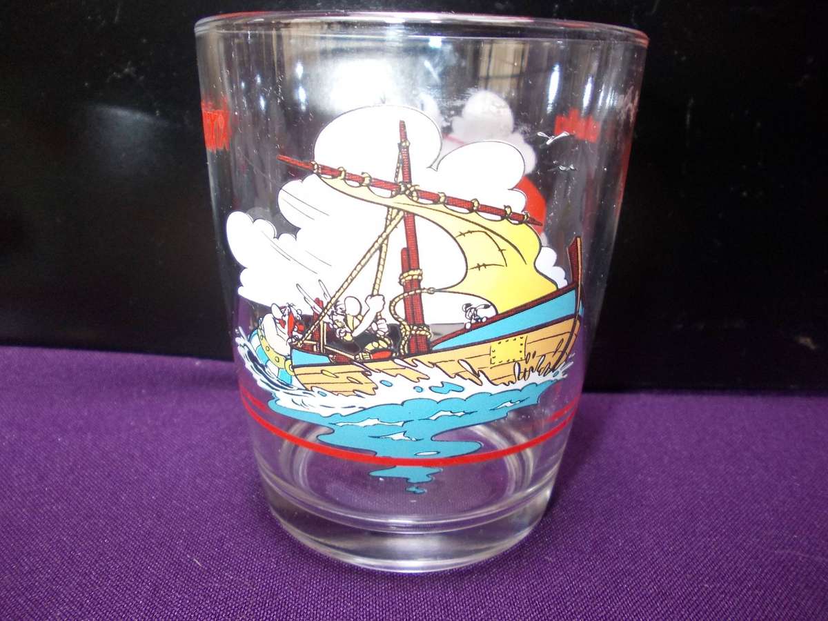 Vintage 5-piece Asterix Glasses (Promotional by Nutella 2004)