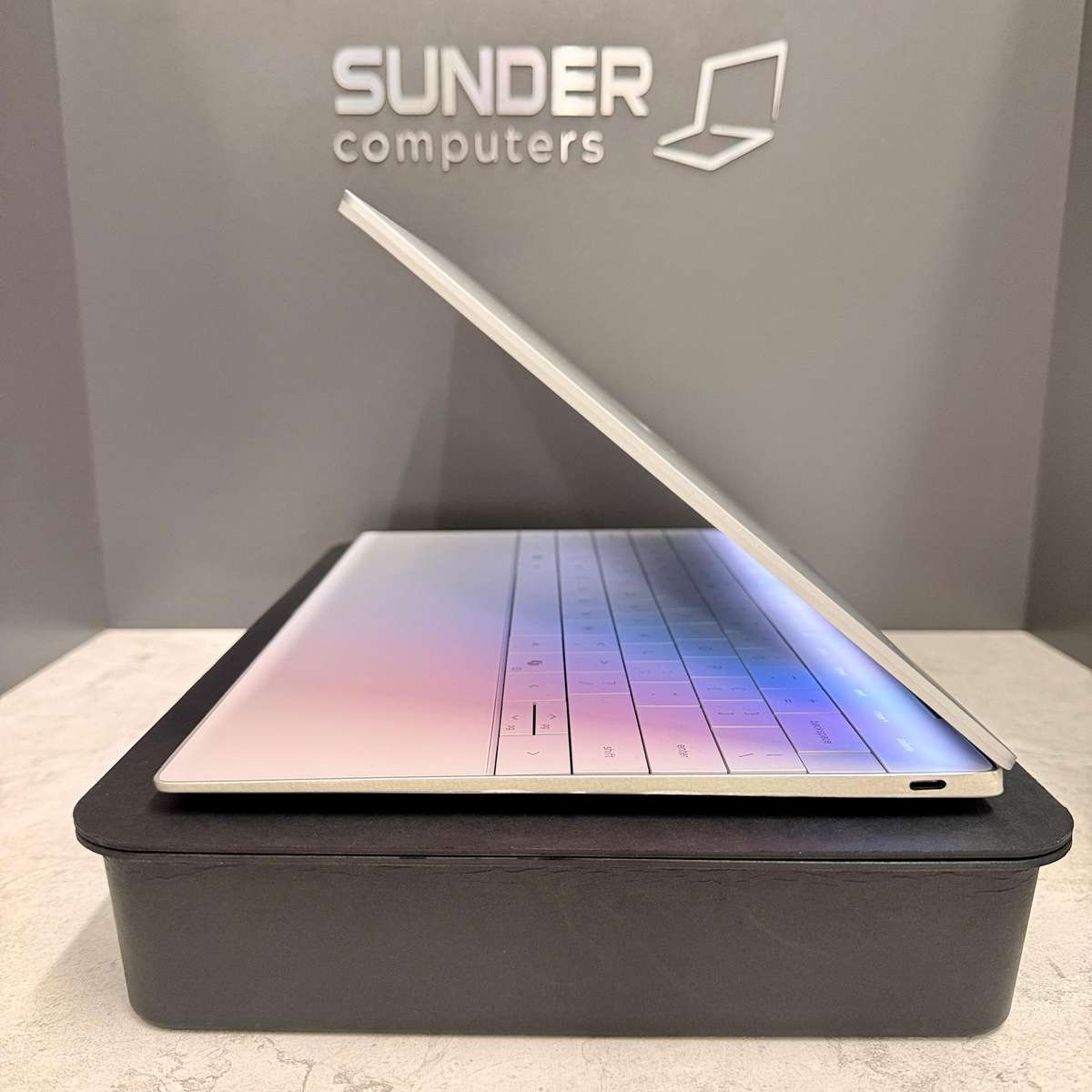 Dell XPS 13 9350 [Ultra 7 258V, 32GB, 1TB SSD, 3K OLED, Touch, Win 11 Pro] New, Warranty