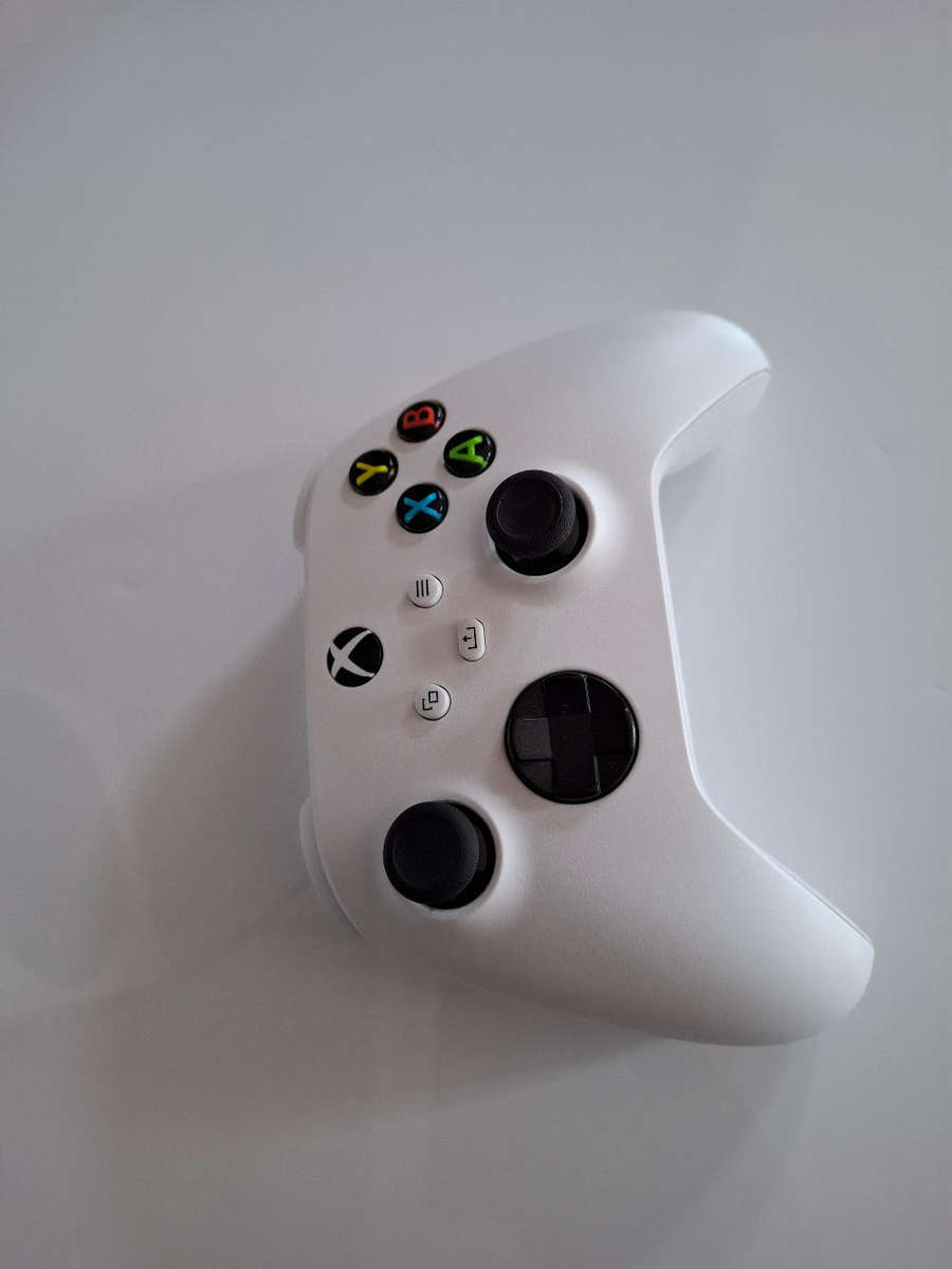 Xbox Series S Console 512GB  Fully Functional with Controller & Cables