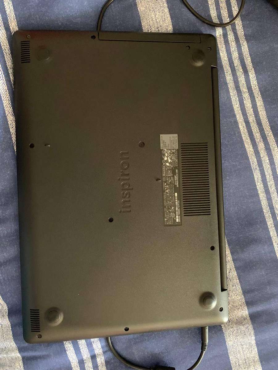 Dell Inspiron 3582
