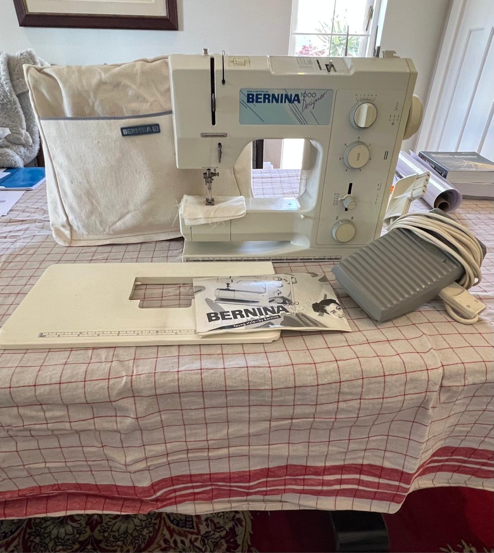 Bernini Sewing Machine 1000 Designer