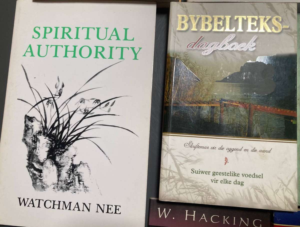 17-Book Watchman Nee, Andrew Murray, Guyon, etc Christian Book Bundle [R15 / book]