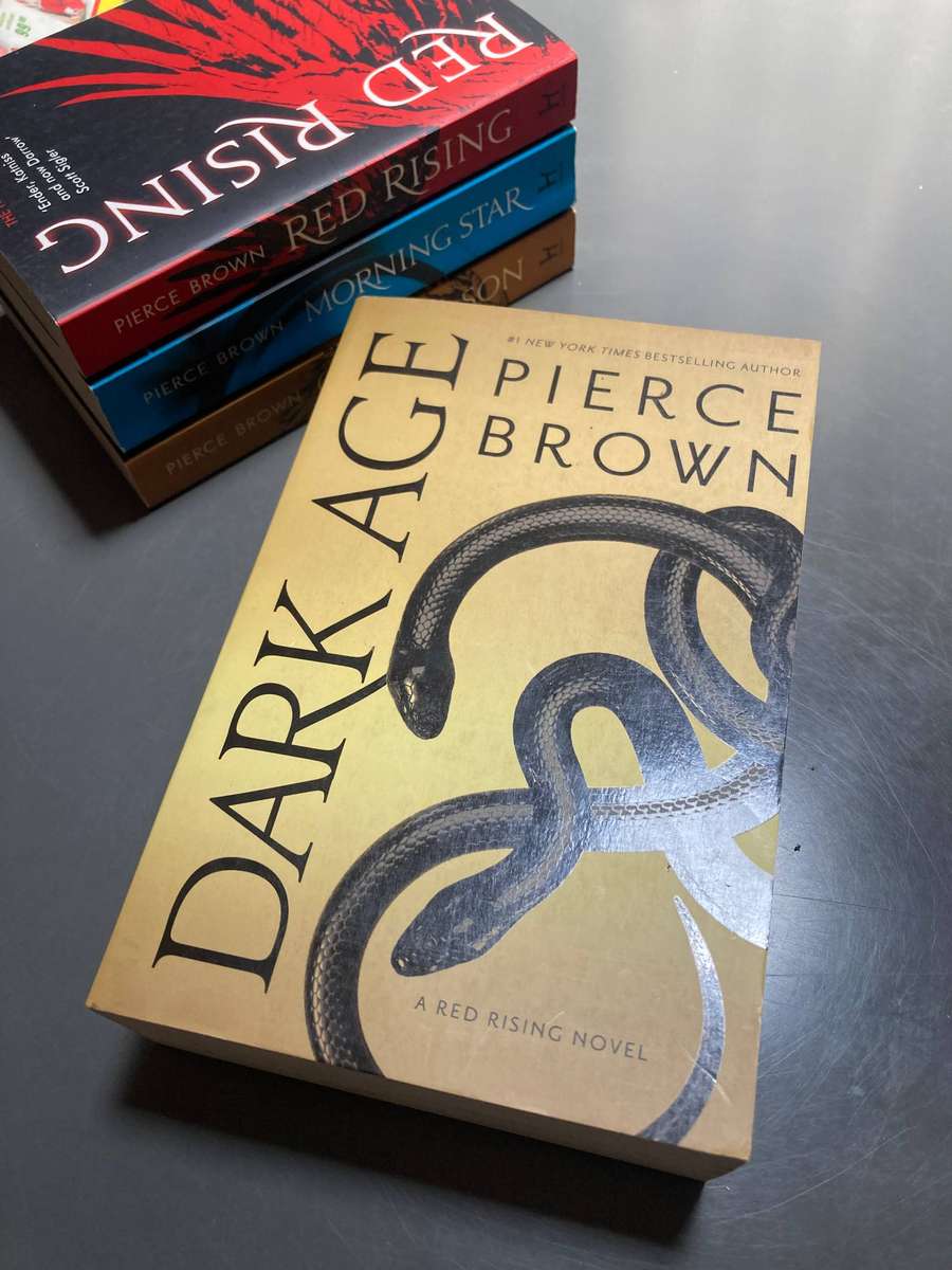 Science Fiction Book Bundle: Pierce Brown Red Rising Saga (4 Books) R45 / book