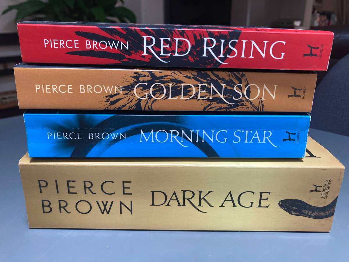Science Fiction Book Bundle: Pierce Brown Red Rising Saga (4 Books) R45 / book
