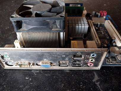 Motherboard Combo , SHRock G41 , CPU , 4GB DDR3 ram