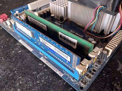 Motherboard Combo , SHRock G41 , CPU , 4GB DDR3 ram