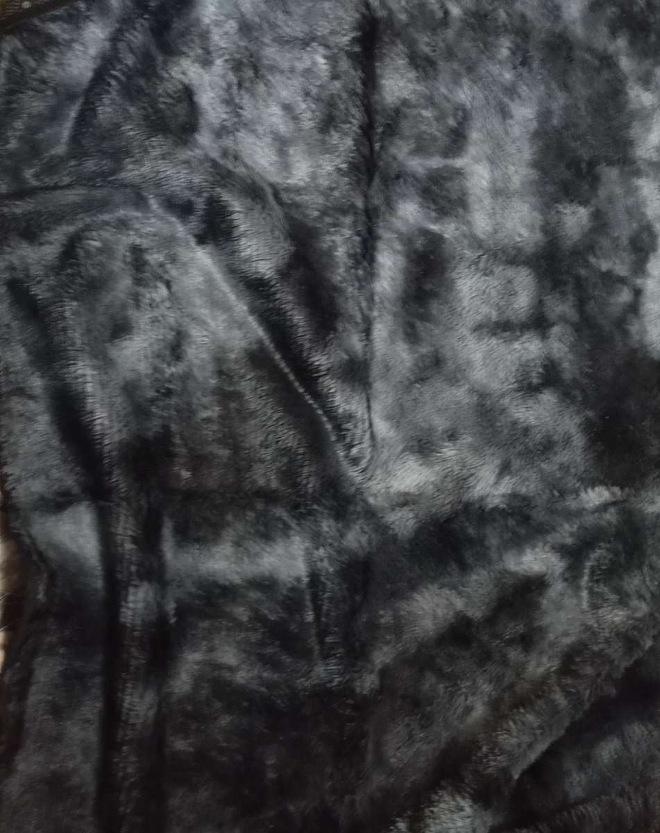 *Late Entry* Fluffy Plush Shaggy rug