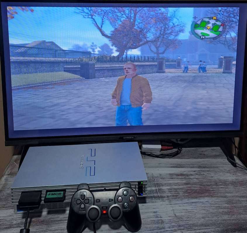 Modded phat silver Playstation 2
