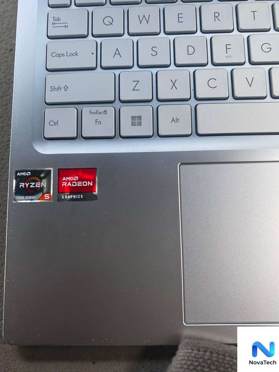 ASUS Vivobook 15 OLED  Ryzen 5 7530U  16GB RAM  512GB NVMe  A-Grade  Win 11 Pro + Office 2021