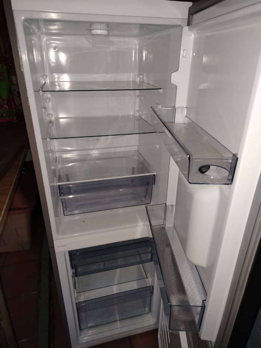 Fridge