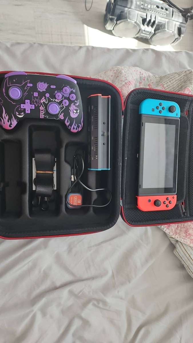 Nintendo switch Bundle