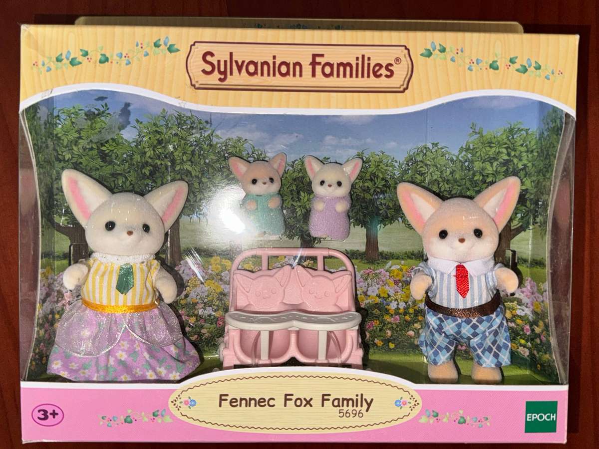 Sylvanian Families Fennec Fox Family