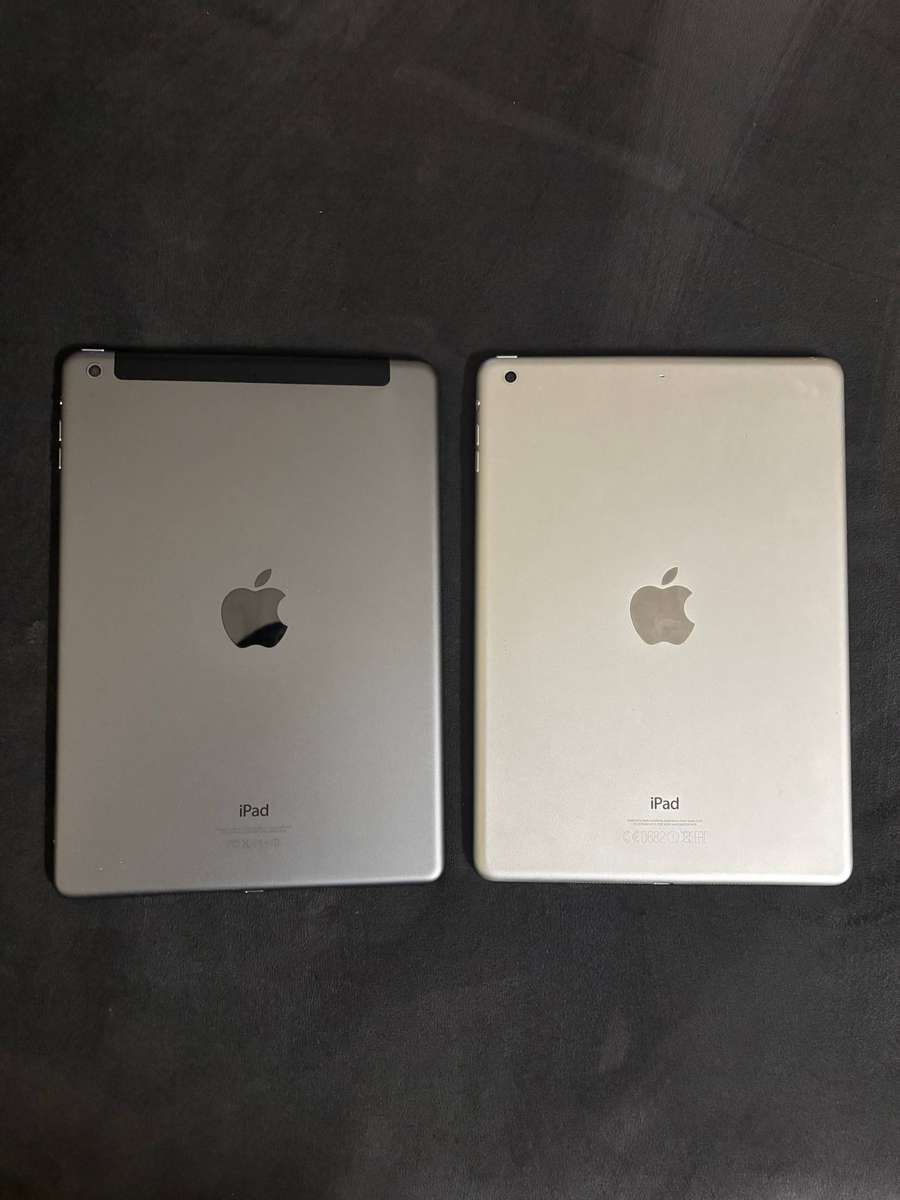 2 iPad Air (Wi-Fi) A1474( 32GB) and A1475( 16GB )