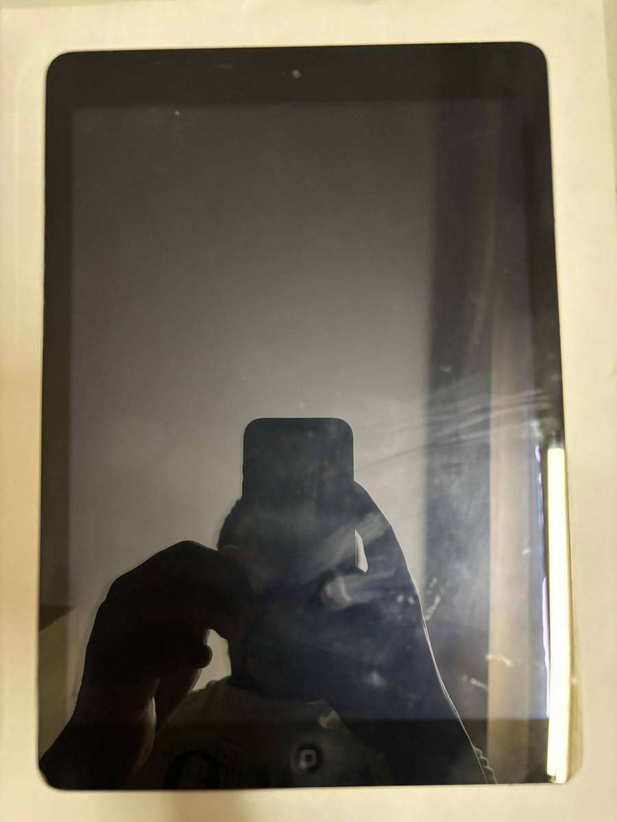 iPad Air (Wi-Fi) A1474 32GB