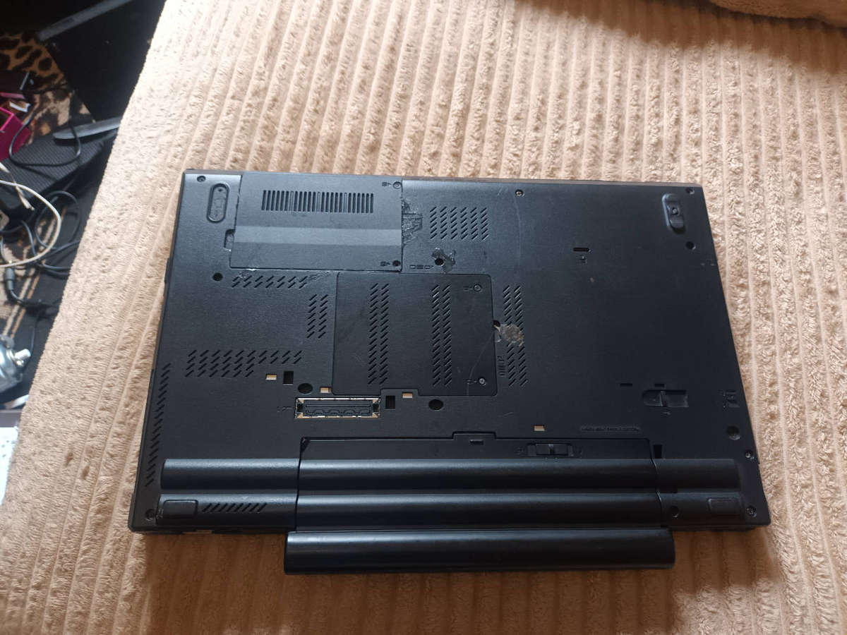 Selling Lenovo T530 core i5 laptop