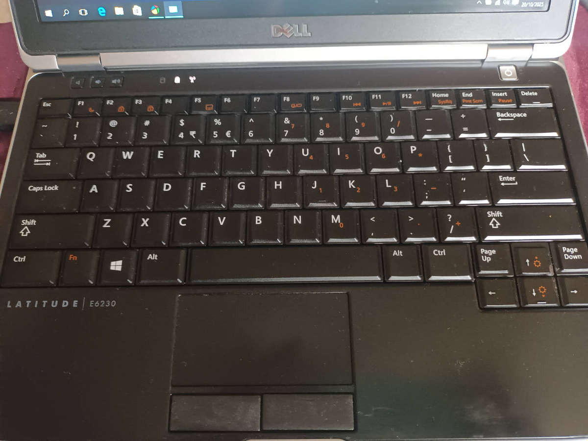 Selling Dell core i5 laptop