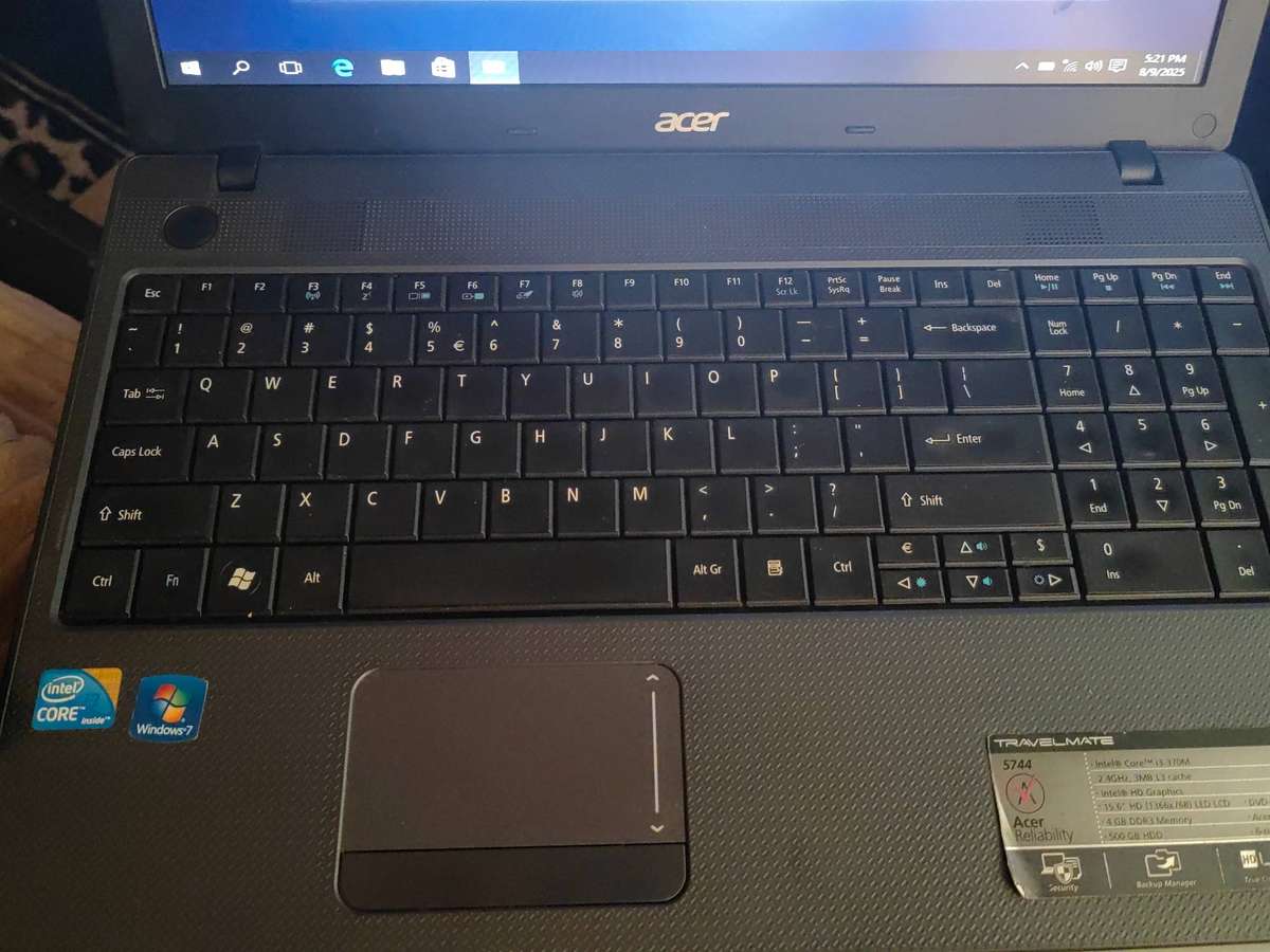 Acer Core i3 Laptop
