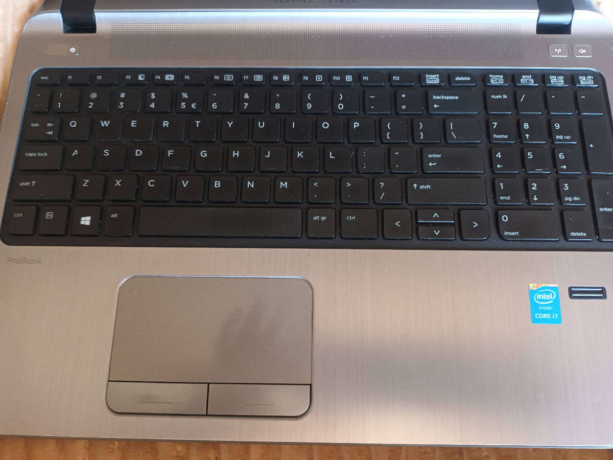 Selling hp core i7 probbok E7240 450 g2