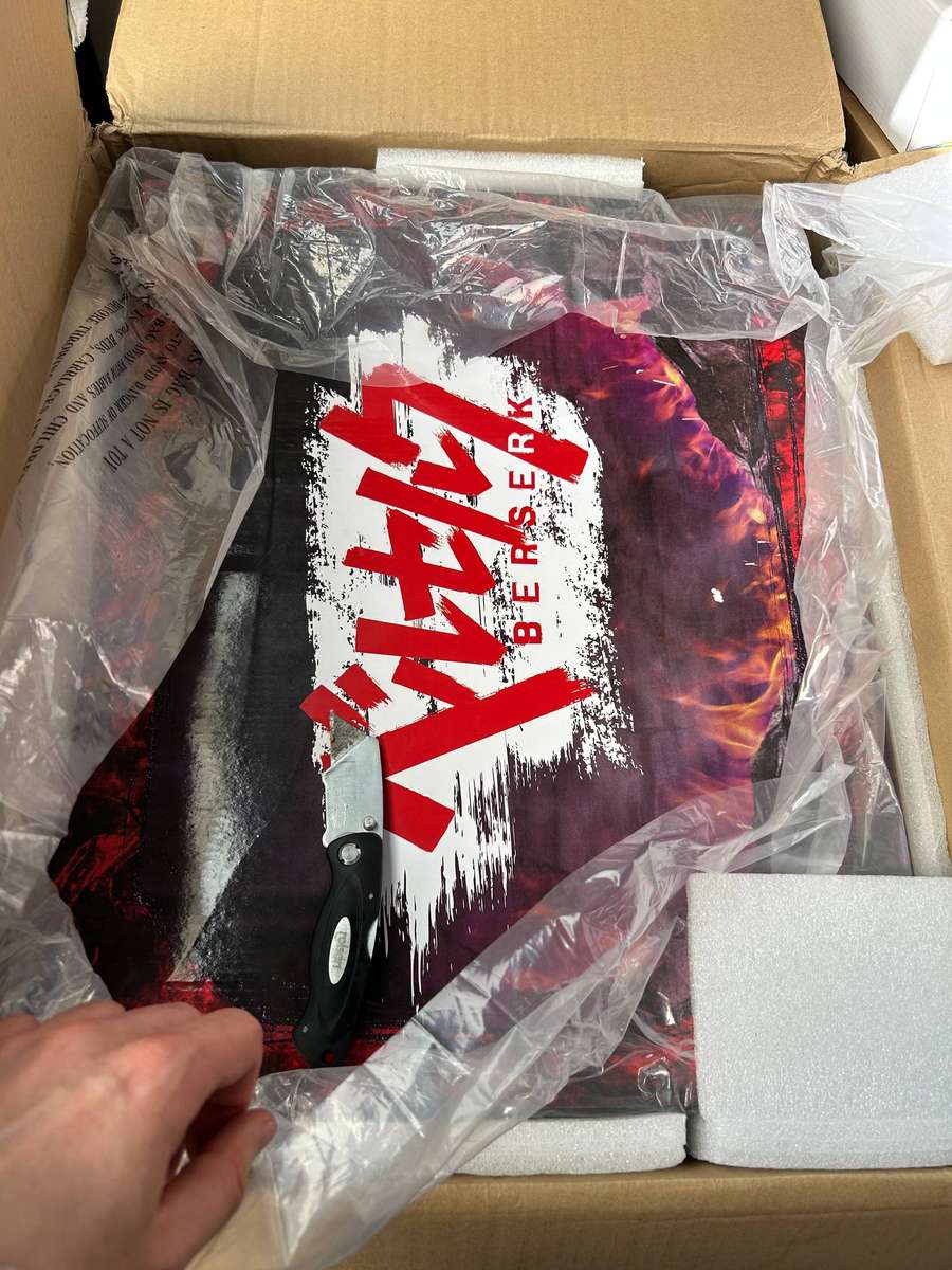 First4figures Berserk Guts resin statue 28inches/71cm exclusive no221 LED base