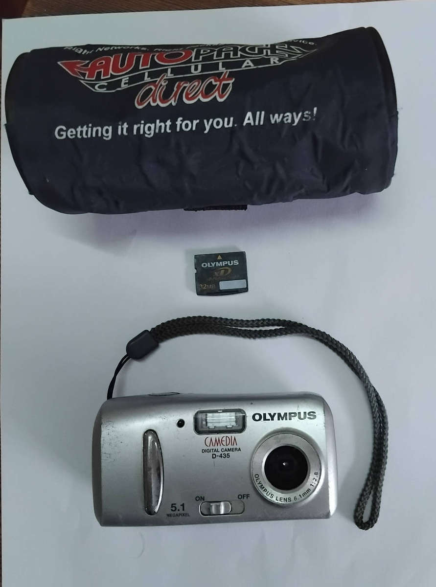 Olympus Camedia D-435 DigitalCamera. Not working.