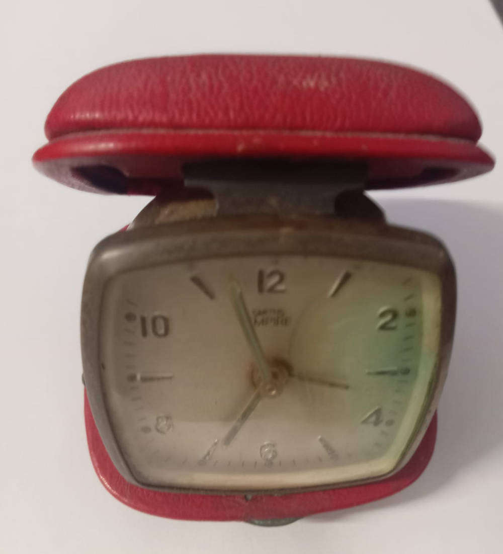 Smiths Empire Travel Alarm Clock.  Needs attention.