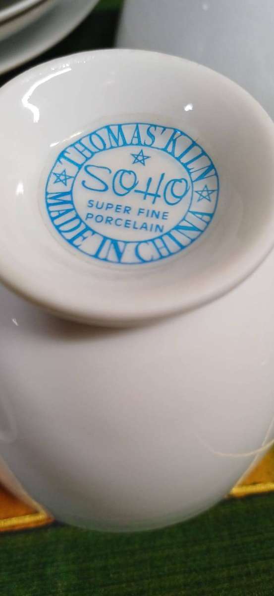 Thomas Kiln Made in China  Soho Fine White Porcelain Teapot with 6 cups & sauces & sugar bowl Combo