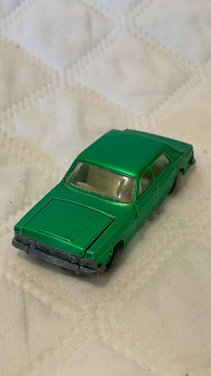 Vintage 1970s Matchbox Superfast No. 53 Ford Zodiac Mk IV