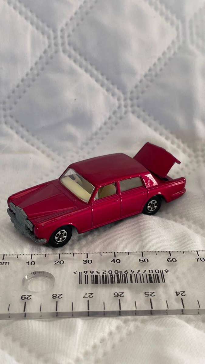 Matchbox NO 24 ROLLS ROYCE SILVER SHADOW model car in pristine condition. Serious Collectors only. S