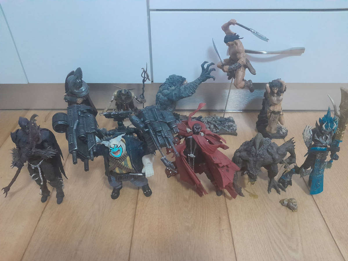 McFarlane Toys Action Figure Collection - Spawn and Conan The Barbarian