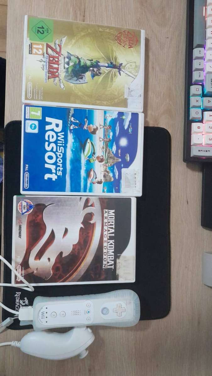 Wii games and remote bundle