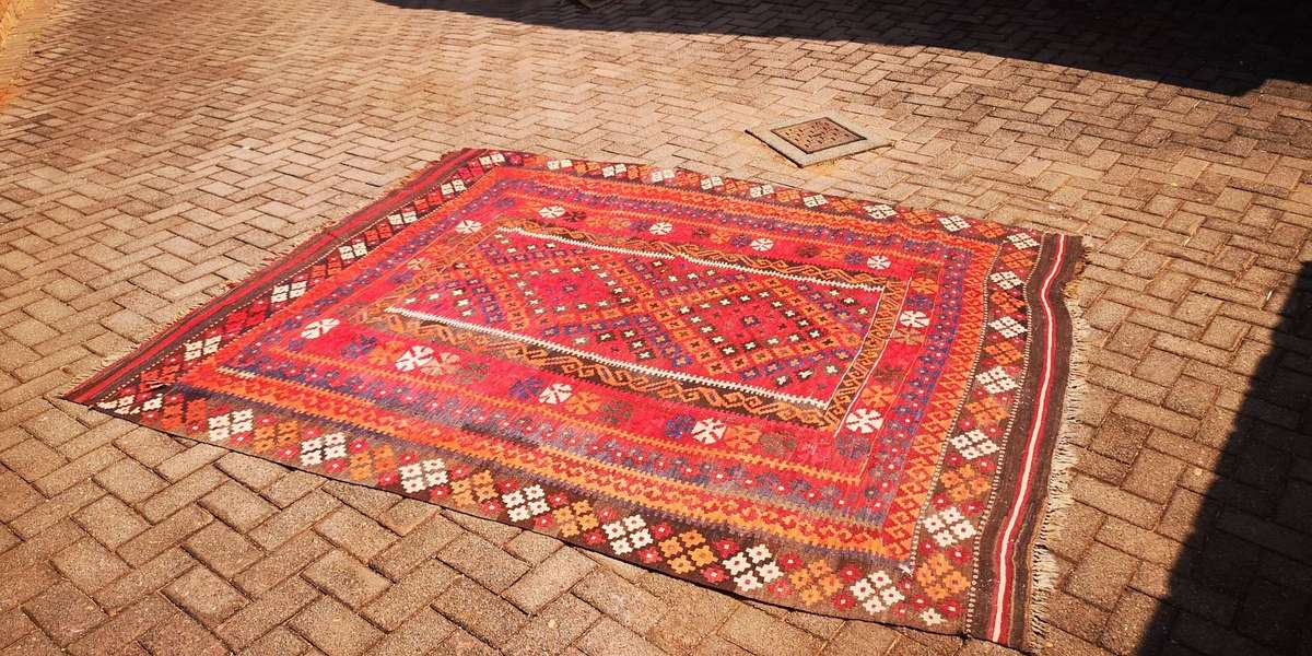 KILIM - second hand |  220 x 260 cm