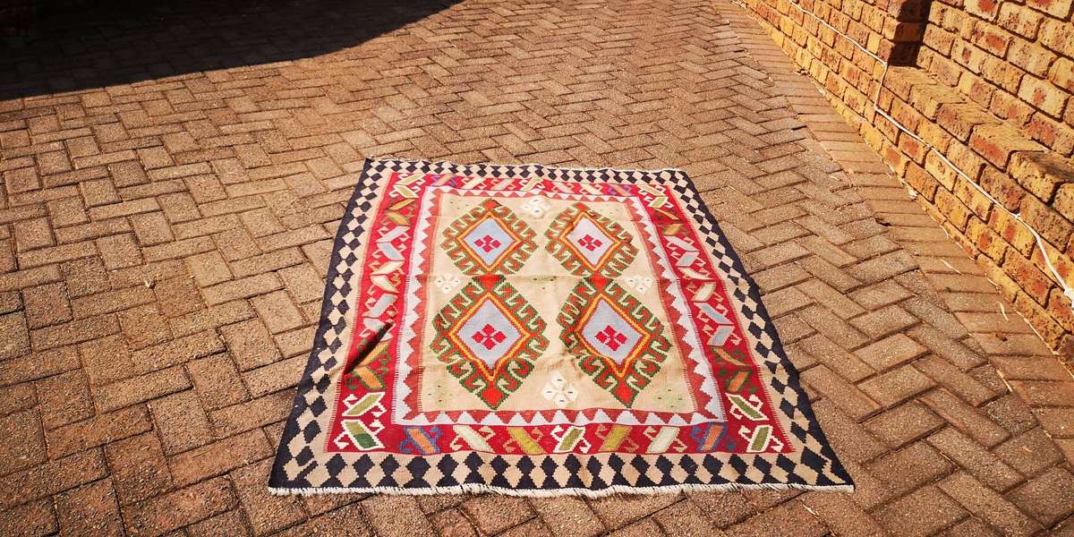 KILIM - second hand |  120 x 158 cm