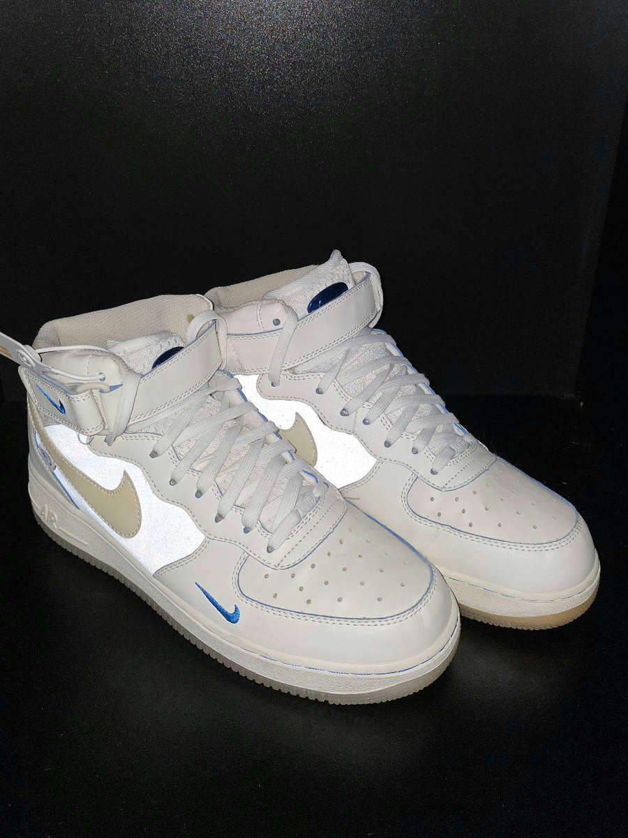 Nike Air Force 1 Mid '07 sneakers in Pearl White & Navy