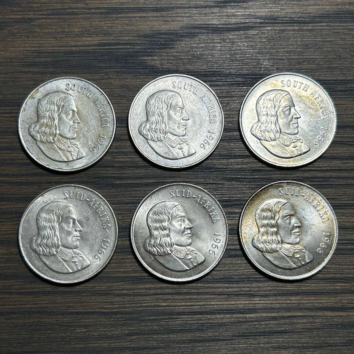 Bundle 1966 South Africa 1 Rand - Weight 15.00g Silver 0.800 - Capsules Included
