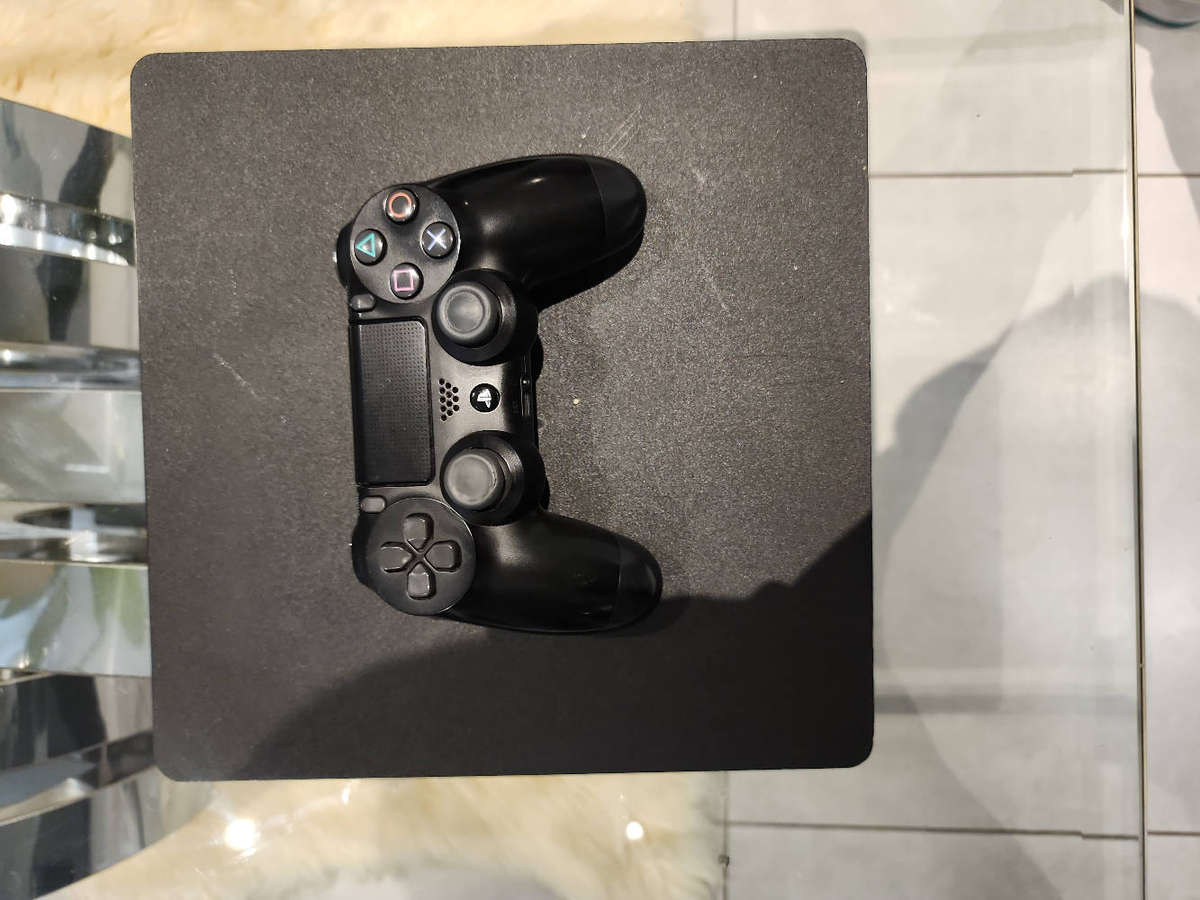 Playstation 4 Slim 500GB