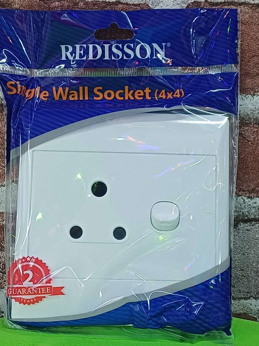 Single Socket Outlet White