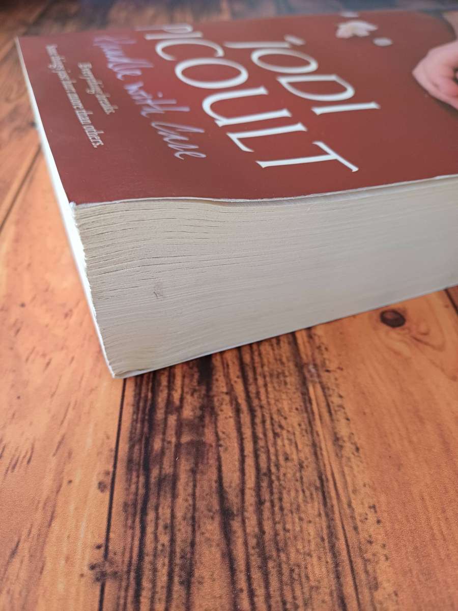 HANDLE WITH CARE- JODI PICOULT