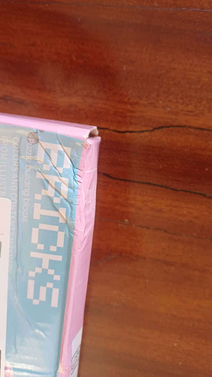 Micro Brick Cherry Blossom tree house Set, Sealed, Damaged Box