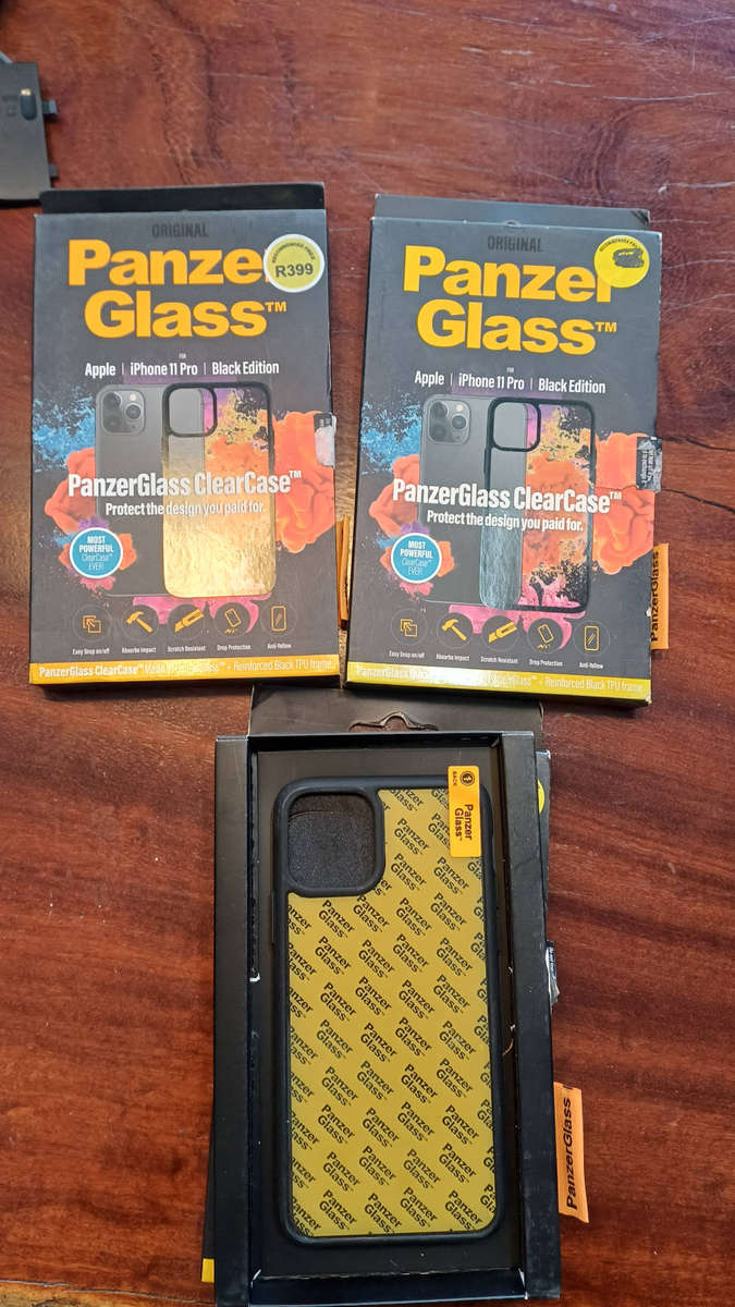 PanzerGlass ClearCase for iPhone 11 Pro - Black Edition