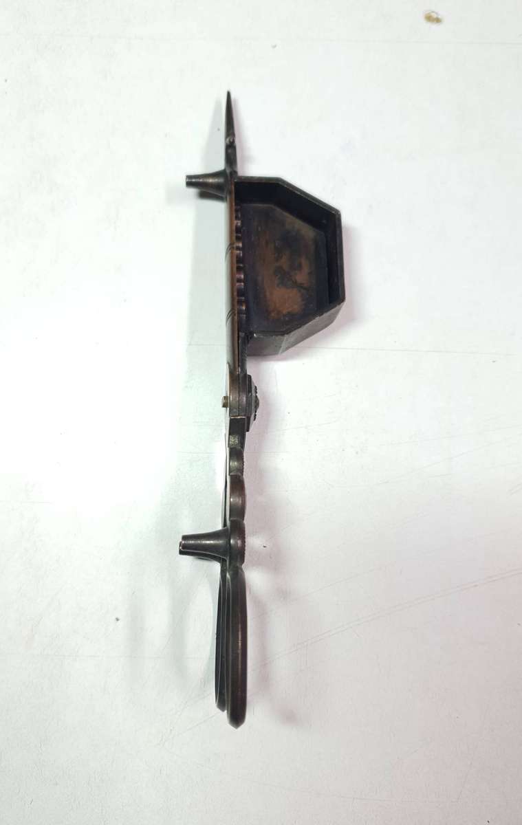Antique Solid Copper Candle Snuffer / Wick Trimmer circa 1800 in Excellent condition.