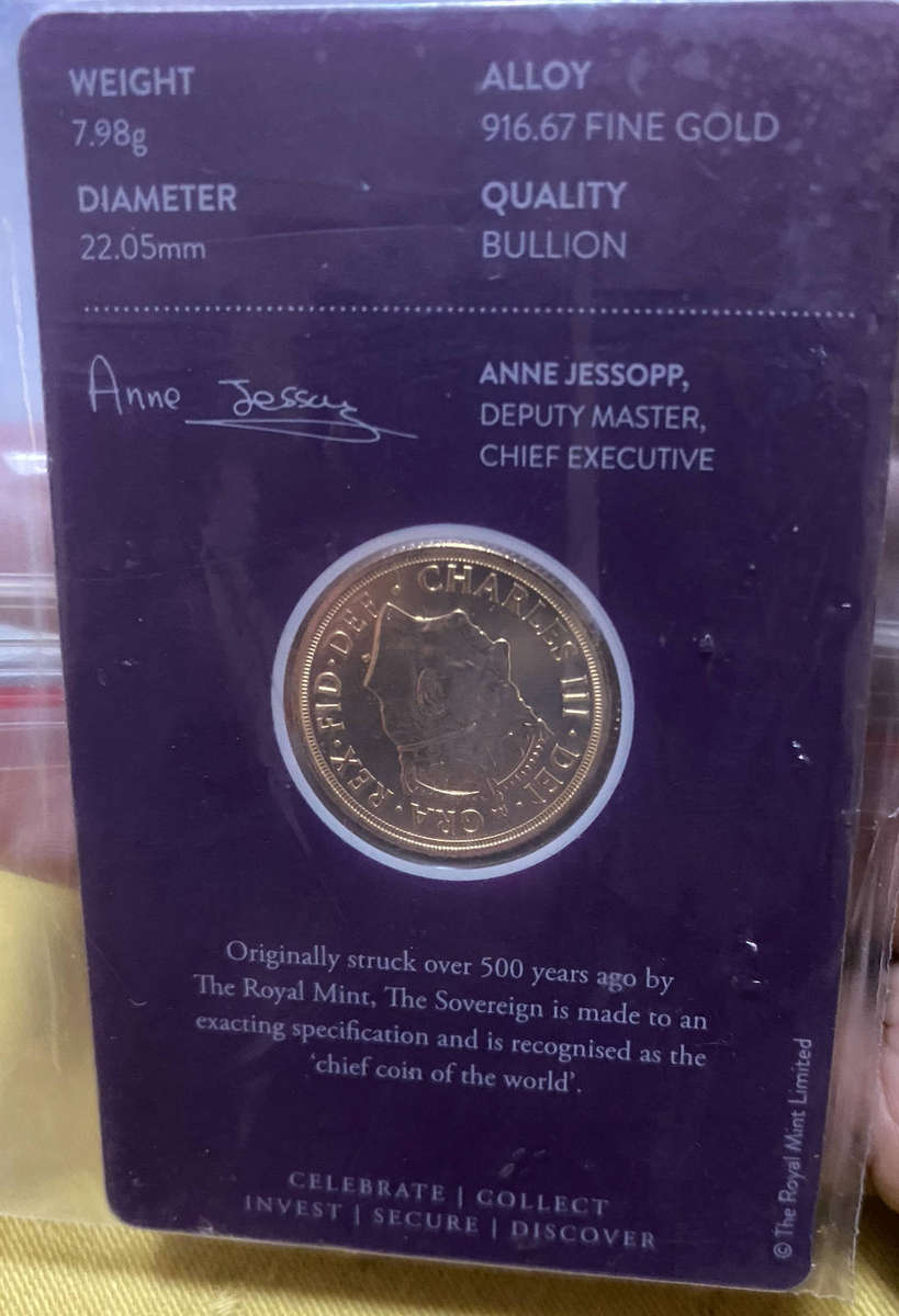 Modern Gold Sovereign  King Charles III  Bullion Coin