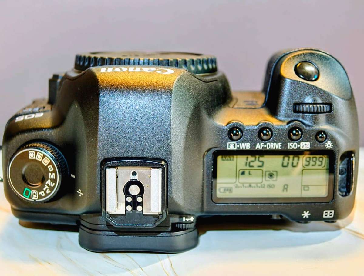 CANON E0S ¦ 5D ¦ MARK II ¦ CAMERA