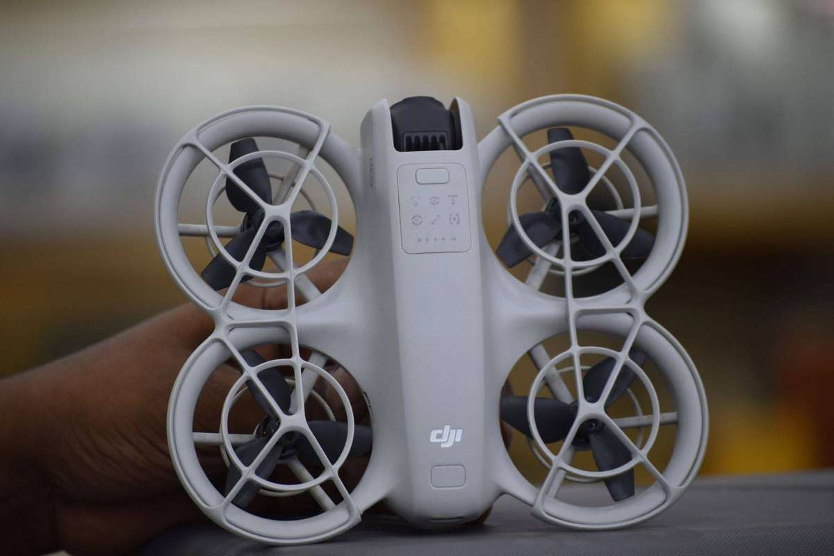 DJI Neo